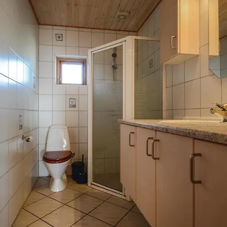 Three-bedroom In Vakantiehuis *